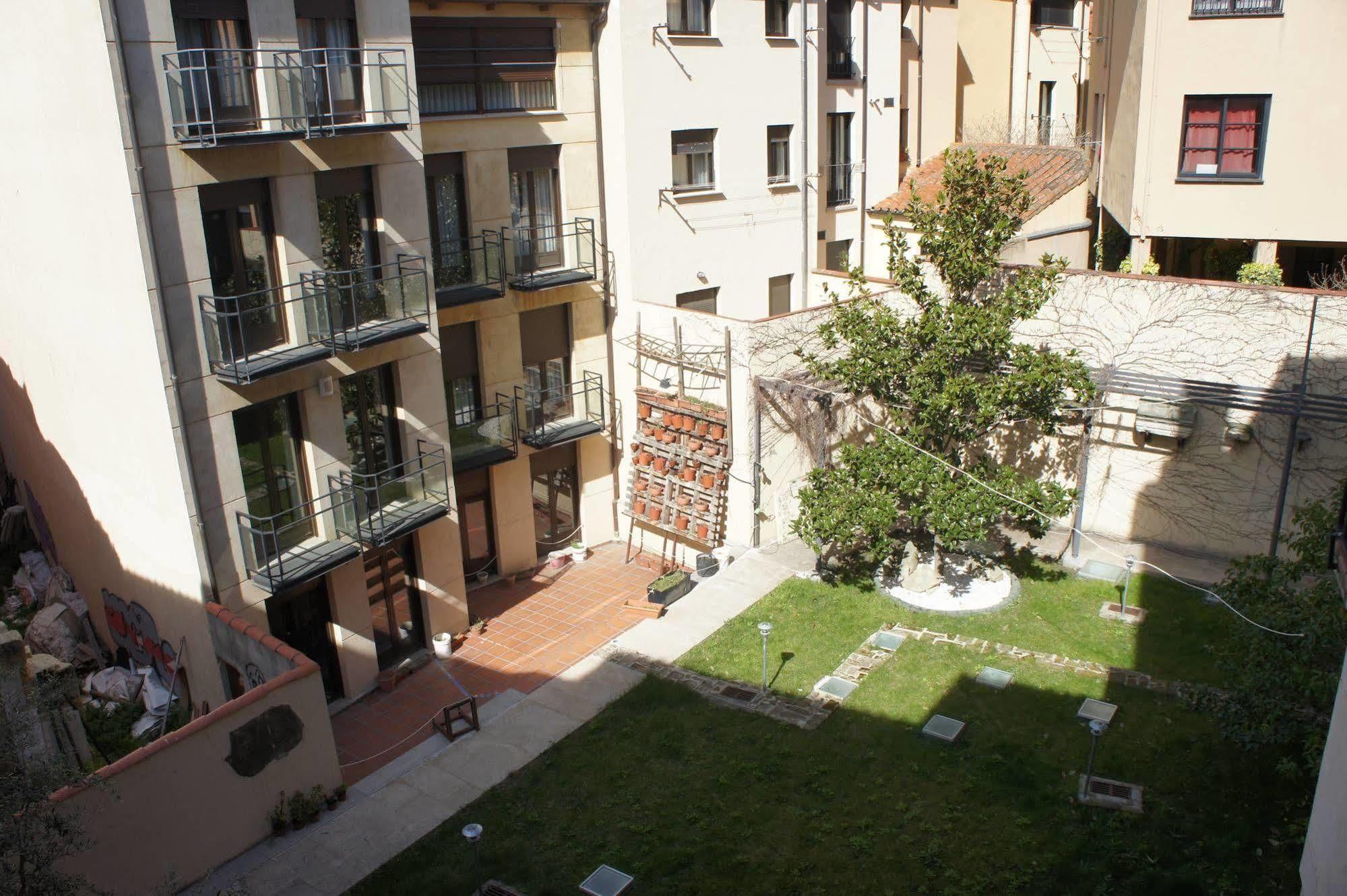 Monumental Apartments Саламанка Экстерьер фото